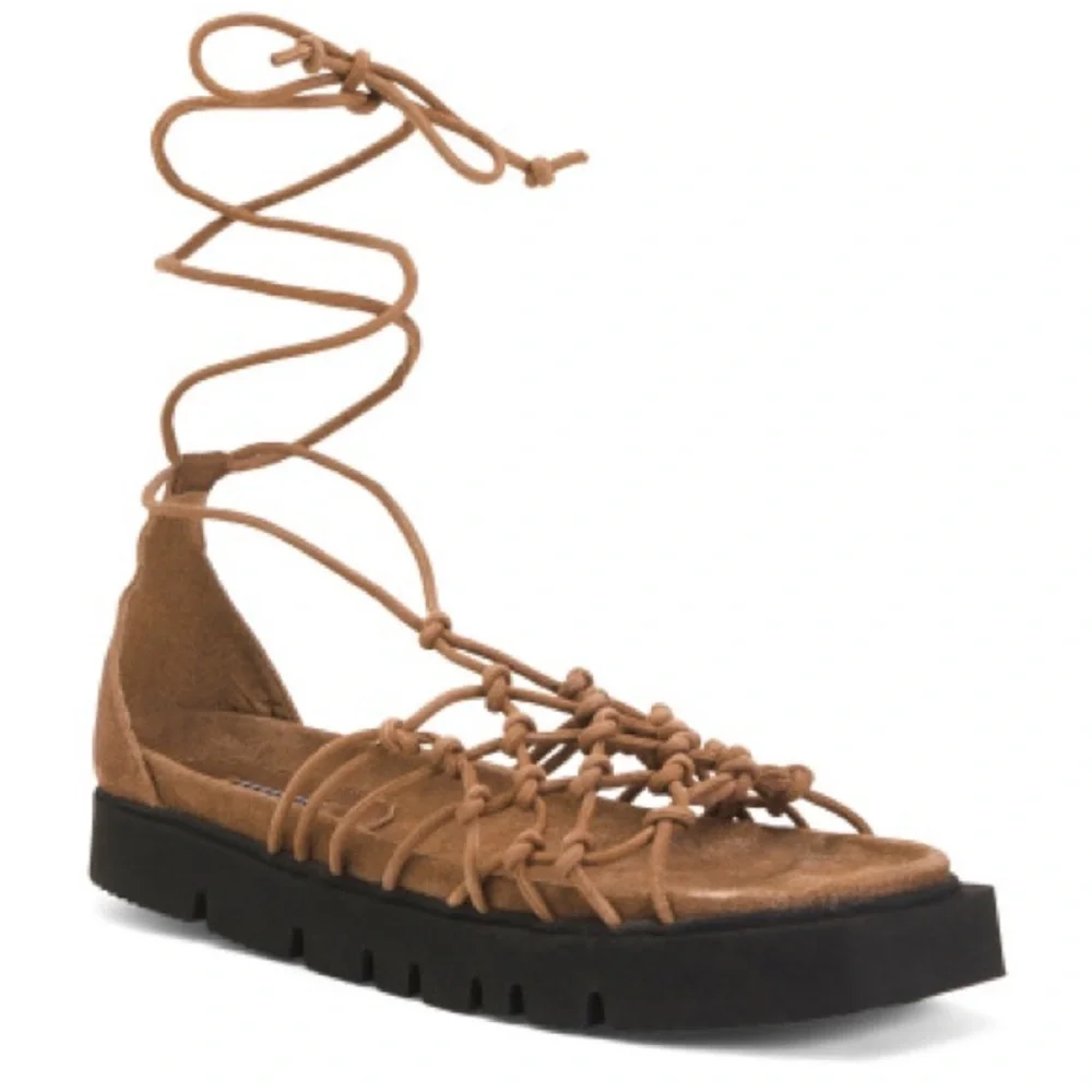 TOPSHOP Suede Sandals